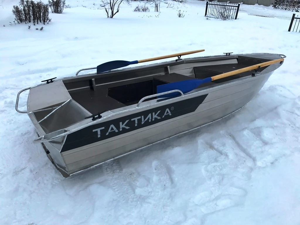 Алюминиевая моторная лодка Тактика-390РМ